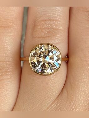 5.01 Carat Round Lab Grown Diamond Engagement Ring 18k Gold Size 6.5
